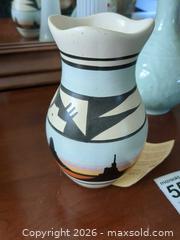MaxSold Auction: Vases A - Ewing Township (New Jersey, USA) PARTNER MANAGED Estate Sale Online Auction - Upper Ferry Road