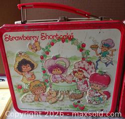 MaxSold Auction: Collectors Lunch Boxes - Saanich (British Columbia, Canada) SELLER MANAGED Estate Sale Online Auction - Camrose Crescent