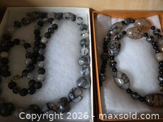 MaxSold Auction: Lot of 7–10 Stone, Lava and Metal Bead Necklaces & Bracelets - Toronto (Ontario, Canada) SELLER MANAGED Estate Sale Online Auction - Houston Crescent