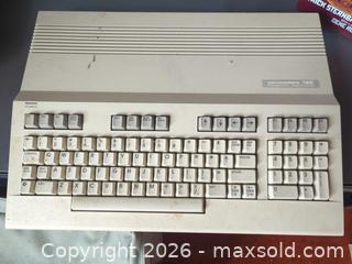 MaxSold Auction: Commodore C128 / Commodore 128 Computer with Original Box - Toronto (Ontario, Canada) PARTNER MANAGED Estate Sale Online Auction - Coxwell Avenue