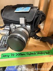 MaxSold Auction: Mixed Camera Gear: Sony Mirrorless, Lenses, Vivitar Flash, Meter - Toronto (Ontario, Canada) PARTNER MANAGED Estate Sale Online Auction - Coxwell Avenue