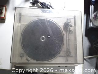 MaxSold Auction: dual cs 1268 automatic turntable - Upper Moreland Township (Pennsylvania, USA) SELLER MANAGED Charity/Fundraising Online Auction - Davisville Road