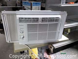 MaxSold Auction: Frigidaire air conditioner - Upper Moreland Township (Pennsylvania, USA) SELLER MANAGED Charity/Fundraising Online Auction - Davisville Road