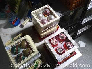 MaxSold Auction: Glass Christmas ornaments  - Upper Moreland Township (Pennsylvania, USA) SELLER MANAGED Charity/Fundraising Online Auction - Davisville Road