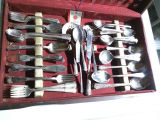 MaxSold Auction: w.m.rogers silver plated silverware set - Upper Moreland Township (Pennsylvania, USA) SELLER MANAGED Charity/Fundraising Online Auction - Davisville Road