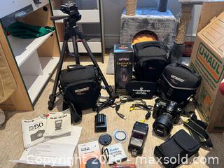 MaxSold Auction: Nikon Camera Lot - Orillia (Ontario, Canada) SELLER MANAGED Downsizing Online Auction - Forest Avenue South