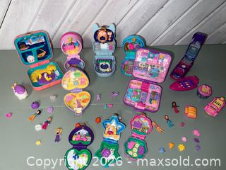 MaxSold Auction: Polly Pocket lot B - Orillia (Ontario, Canada) SELLER MANAGED Downsizing Online Auction - Forest Avenue South