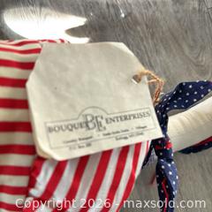 MaxSold Auction: Bouquet BE Patriotic Duck & Baby Duck Fabric Décor Set - Spencerport (New York, USA) SELLER MANAGED Downsizing Online Auction -  West Avenue