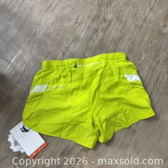 MaxSold Auction: Pearl Izumi Cycling Shorts XS Neon/Hi-Vis Yellow - Spencerport (New York, USA) SELLER MANAGED Downsizing Online Auction -  West Avenue