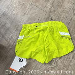 MaxSold Auction: Pearl Izumi Lime/Neon Yellow Running Shorts, XS - Spencerport (New York, USA) SELLER MANAGED Downsizing Online Auction -  West Avenue