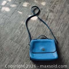 MaxSold Auction: Various Handbags - Spencerport (New York, USA) SELLER MANAGED Downsizing Online Auction -  West Avenue