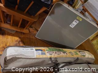 MaxSold Auction: Screen Shelter and Table B - Greater Napanee (Ontario, Canada) SELLER MANAGED Moving Online Auction - County Road 9