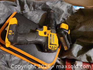 MaxSold Auction: Tools and Hardware B - Greater Napanee (Ontario, Canada) SELLER MANAGED Moving Online Auction - County Road 9