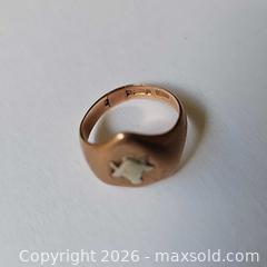 MaxSold Auction: Antique 9K Rose Gold Masonic Ring - Russell (Ontario, Canada) SELLER MANAGED Downsizing Online Auction - George Street