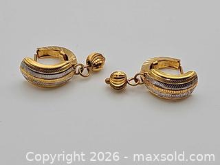 MaxSold Auction: Gold Earrings - Russell (Ontario, Canada) SELLER MANAGED Downsizing Online Auction - George Street