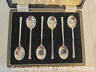 MaxSold Auction: Sterling Silver Teaspoons - Russell (Ontario, Canada) SELLER MANAGED Downsizing Online Auction - George Street