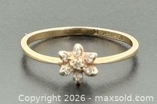 MaxSold Auction: 10k-14k Gold Cluster Ring Size 5 - Esquimalt (British Columbia, Canada) PARTNER MANAGED Reseller Online Auction - Lampson Street