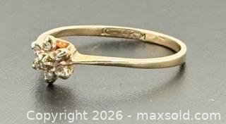 MaxSold Auction: 10k-14k Gold Cluster Ring Size 5 - Esquimalt (British Columbia, Canada) PARTNER MANAGED Reseller Online Auction - Lampson Street