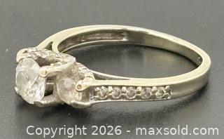 MaxSold Auction: 10k 0.5ct Diamond Centre Gold Ring Size 5 - Esquimalt (British Columbia, Canada) PARTNER MANAGED Reseller Online Auction - Lampson Street