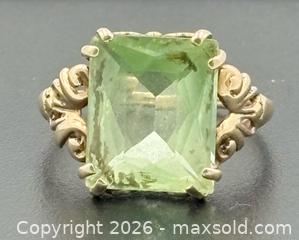 MaxSold Auction: 10K Gold Uranium Glass Size 5.5 - Esquimalt (British Columbia, Canada) PARTNER MANAGED Reseller Online Auction - Lampson Street
