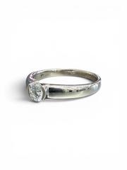 MaxSold Auction: 18k White Gold Diamond Solitaire Ring with Appraisal Size 7.25 - Esquimalt (British Columbia, Canada) PARTNER MANAGED Reseller Online Auction - Lampson Street