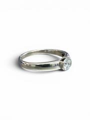 MaxSold Auction: 18k White Gold Diamond Solitaire Ring with Appraisal Size 7.25 - Esquimalt (British Columbia, Canada) PARTNER MANAGED Reseller Online Auction - Lampson Street