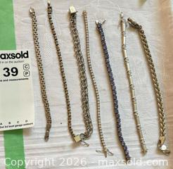 MaxSold Auction: Costume Jewelry: Chain Bracelets - Oakville (Ontario, Canada) PARTNER MANAGED Estate Sale Online Auction - Caulder Drive