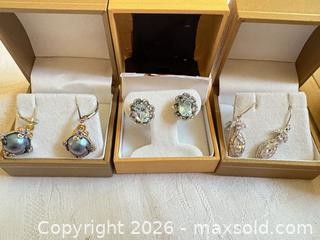 MaxSold Auction: Earrings, Pendants & Other Jewelry - Oakville (Ontario, Canada) PARTNER MANAGED Estate Sale Online Auction - Caulder Drive