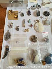 MaxSold Auction: Musical Jewelry Box, Necklaces, Earrings, Pendants - Oakville (Ontario, Canada) PARTNER MANAGED Estate Sale Online Auction - Caulder Drive
