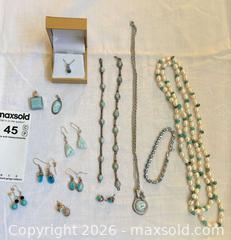 MaxSold Auction: Necklaces, Bracelets, Earrings & Pendants - Oakville (Ontario, Canada) PARTNER MANAGED Estate Sale Online Auction - Caulder Drive