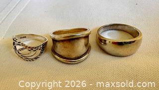 MaxSold Auction: Women's Rings - Oakville (Ontario, Canada) PARTNER MANAGED Estate Sale Online Auction - Caulder Drive