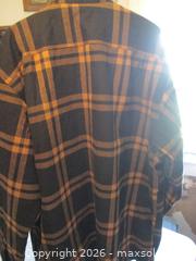 MaxSold Auction: Carhartt Mens jacket - Elkton (Maryland, USA) SELLER MANAGED Reseller Online Auction - Elkton Boulevard