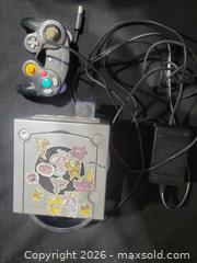 MaxSold Auction: Nintendo GameCube Console Silver/Platinum Original Cube - Cavan-Monaghan (Ontario, Canada) SELLER MANAGED Downsizing Online Auction - Larmer Line