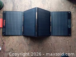 MaxSold Auction: Jackery foldable solar panel - San Jose (California, USA) SELLER MANAGED Moving Online Auction - Villa Avenue