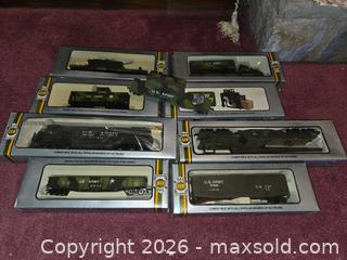 MaxSold Auction: AHM Military, Chattanooga Train Sets and Accessories  - Hatboro (Pennsylvania, USA) PARTNER MANAGED Estate Sale Online Auction -  Exton Road