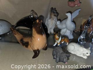 MaxSold Auction: Animal Figurines  - Hatboro (Pennsylvania, USA) PARTNER MANAGED Estate Sale Online Auction -  Exton Road