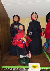 MaxSold Auction: Byers Choice Salvation Army Figures - Hatboro (Pennsylvania, USA) PARTNER MANAGED Estate Sale Online Auction -  Exton Road