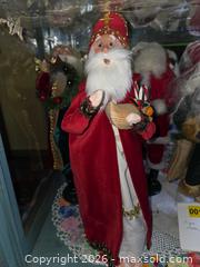 MaxSold Auction: Byer's Choice Santas  - Hatboro (Pennsylvania, USA) PARTNER MANAGED Estate Sale Online Auction -  Exton Road