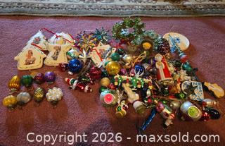 MaxSold Auction: Christmas Kugel Ornaments and More - Hatboro (Pennsylvania, USA) PARTNER MANAGED Estate Sale Online Auction -  Exton Road