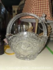 MaxSold Auction: Country Decor Chickens and More - Hatboro (Pennsylvania, USA) PARTNER MANAGED Estate Sale Online Auction -  Exton Road