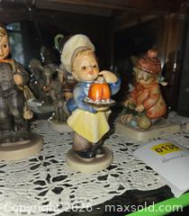 MaxSold Auction: Hummels  - Hatboro (Pennsylvania, USA) PARTNER MANAGED Estate Sale Online Auction -  Exton Road