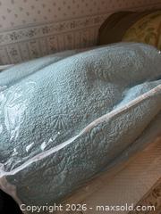 MaxSold Auction: Quilted bedding - Hatboro (Pennsylvania, USA) PARTNER MANAGED Estate Sale Online Auction -  Exton Road
