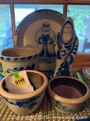 MaxSold Auction: Stoneware Pottery signed - Hatboro (Pennsylvania, USA) PARTNER MANAGED Estate Sale Online Auction -  Exton Road
