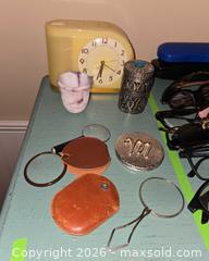 MaxSold Auction: Vintage Big Ben dresser clock, Slag Glass Thimble, and More - Hatboro (Pennsylvania, USA) PARTNER MANAGED Estate Sale Online Auction -  Exton Road
