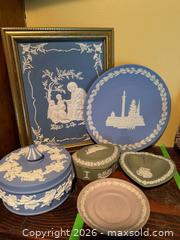 MaxSold Auction: Wedgwood & Lenox - Hatboro (Pennsylvania, USA) PARTNER MANAGED Estate Sale Online Auction -  Exton Road
