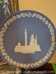MaxSold Auction: Wedgwood & Lenox - Hatboro (Pennsylvania, USA) PARTNER MANAGED Estate Sale Online Auction -  Exton Road