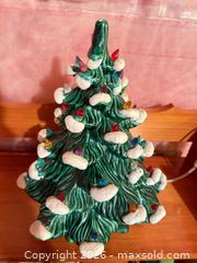 MaxSold Auction: Vintage Tree A - London (Ontario, Canada) PARTNER MANAGED Moving Online Auction - Marlene Stewart Place