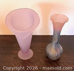 MaxSold Auction: Satin and Frosted Glass Pieces - Douglas (Massachusetts, USA) PARTNER MANAGED Estate Sale Online Auction - South West Main Street