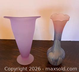 MaxSold Auction: Satin and Frosted Glass Pieces - Douglas (Massachusetts, USA) PARTNER MANAGED Estate Sale Online Auction - South West Main Street