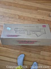 MaxSold Auction: Rechargeable Electric Water Toywith LCD — Blue/White - Ottawa (Ontario, Canada) SELLER MANAGED Downsizing Online Auction - Westhaven Crescent